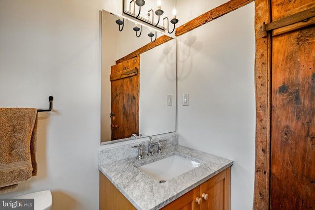 329 IVY MILLS RD, Glen Mills, PA 19342