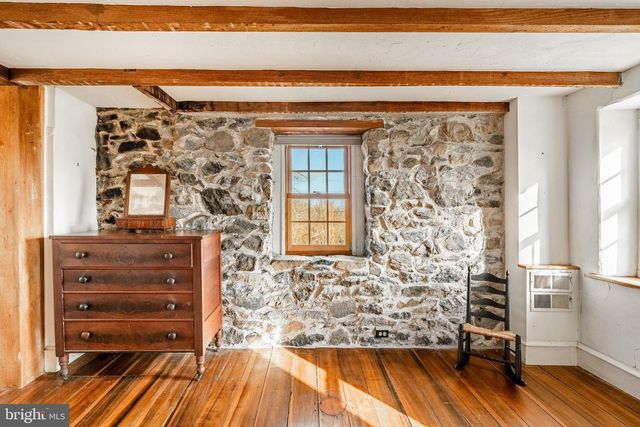 329 IVY MILLS RD, Glen Mills, PA 19342