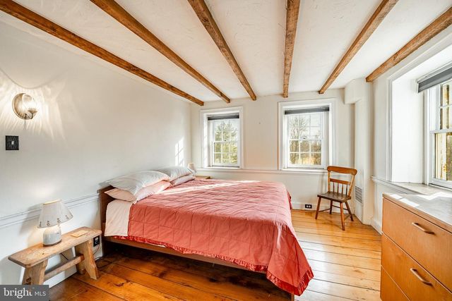 329 IVY MILLS RD, Glen Mills, PA 19342