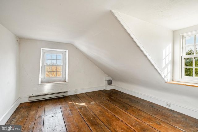 329 IVY MILLS RD, Glen Mills, PA 19342