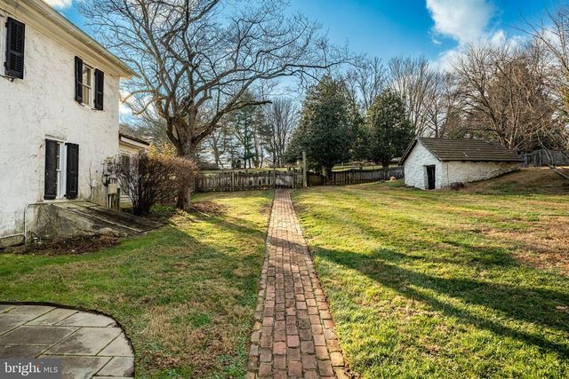 329 IVY MILLS RD, Glen Mills, PA 19342