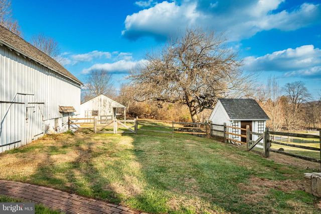 329 IVY MILLS RD, Glen Mills, PA 19342