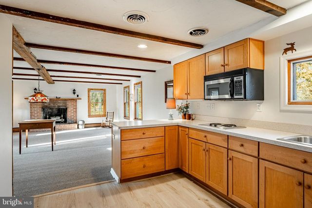 329 IVY MILLS RD, Glen Mills, PA 19342