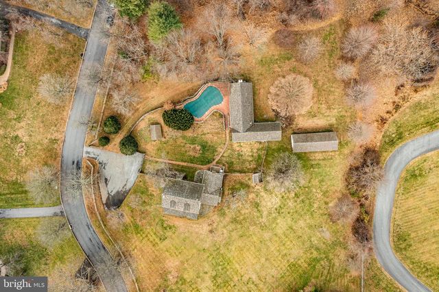 329 IVY MILLS RD, Glen Mills, PA 19342