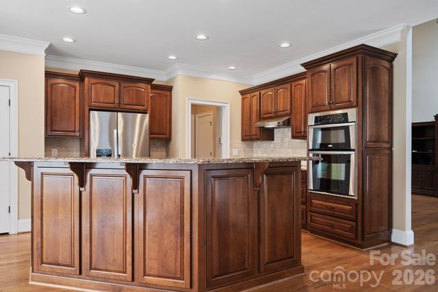 8933 Vickery Lane, Harrisburg, NC 28075