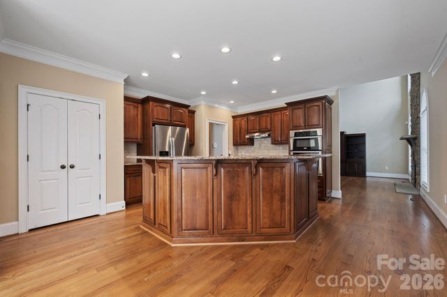 8933 Vickery Lane, Harrisburg, NC 28075