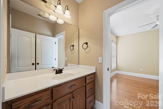 8933 Vickery Lane, Harrisburg, NC 28075