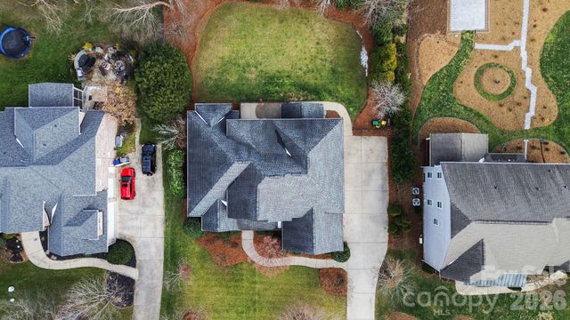 8933 Vickery Lane, Harrisburg, NC 28075