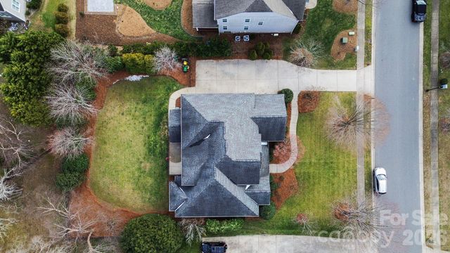 8933 Vickery Lane, Harrisburg, NC 28075