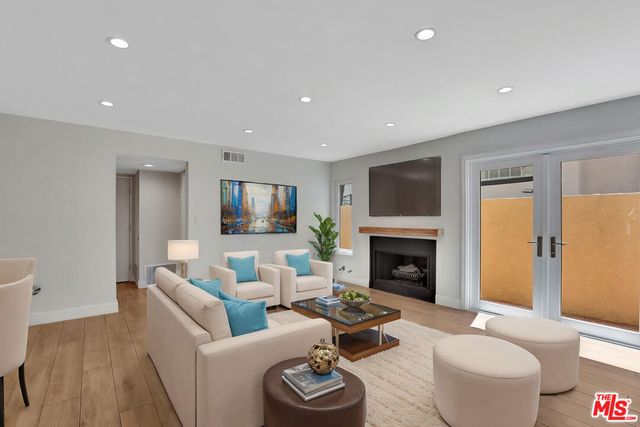 24701 Calle Conejo, Calabasas, CA 91302
