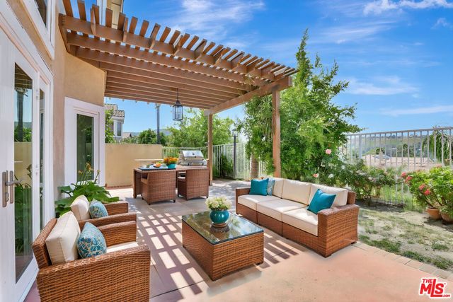 24701 Calle Conejo, Calabasas, CA 91302