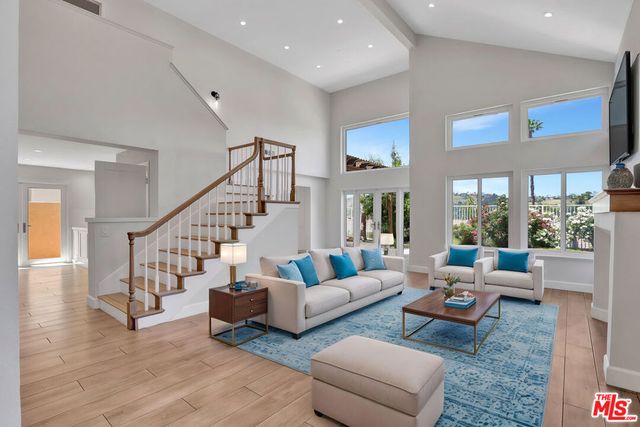 24701 Calle Conejo, Calabasas, CA 91302