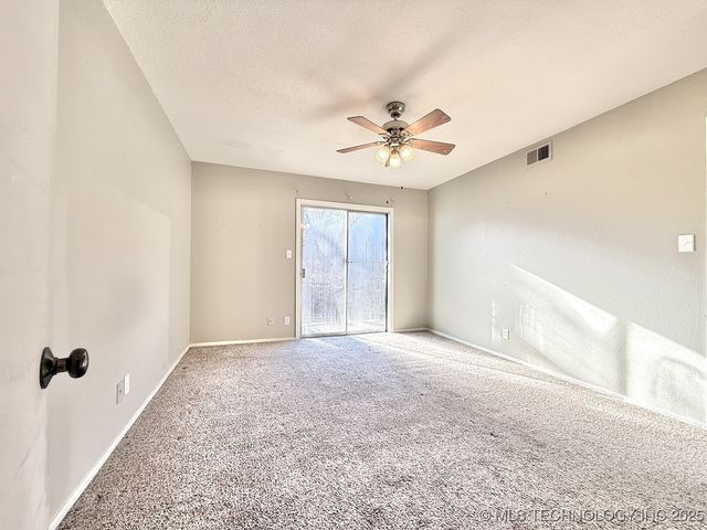 4666 E 68th Street 293, Tulsa, OK 74136