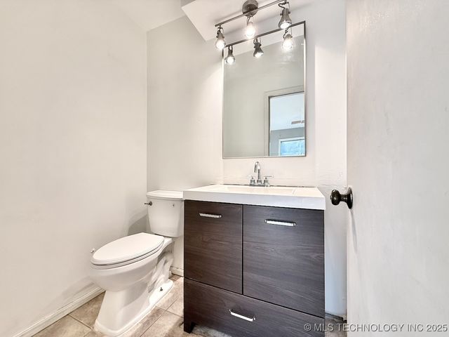 4666 E 68th Street 293, Tulsa, OK 74136