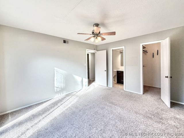 4666 E 68th Street 293, Tulsa, OK 74136