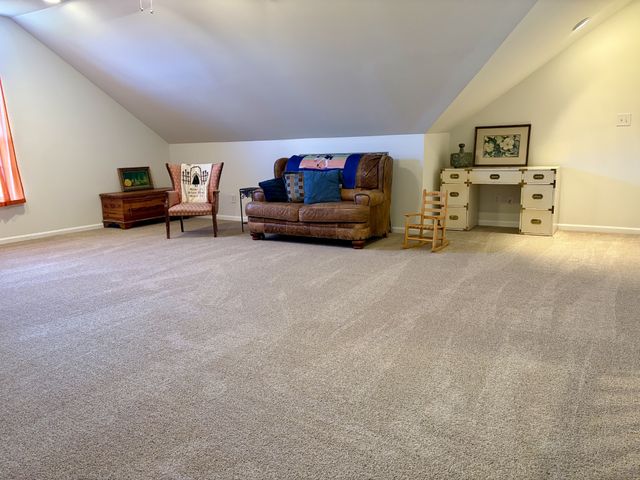 419 W Hester Rd, Cottontown, TN 37048