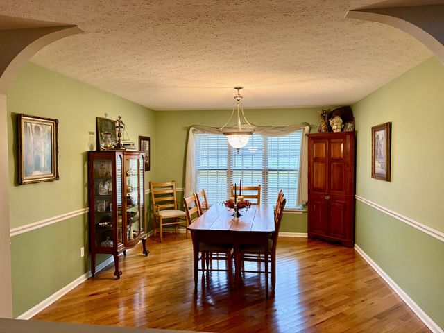 419 W Hester Rd, Cottontown, TN 37048
