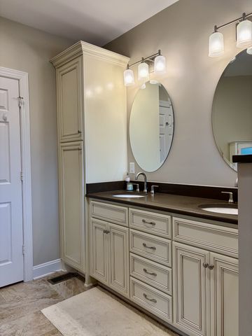 419 W Hester Rd, Cottontown, TN 37048