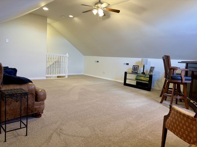 419 W Hester Rd, Cottontown, TN 37048