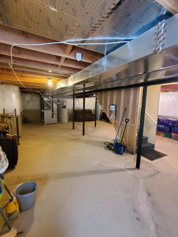 6388 Sadie Lane, Van Buren Twp, MI 48111