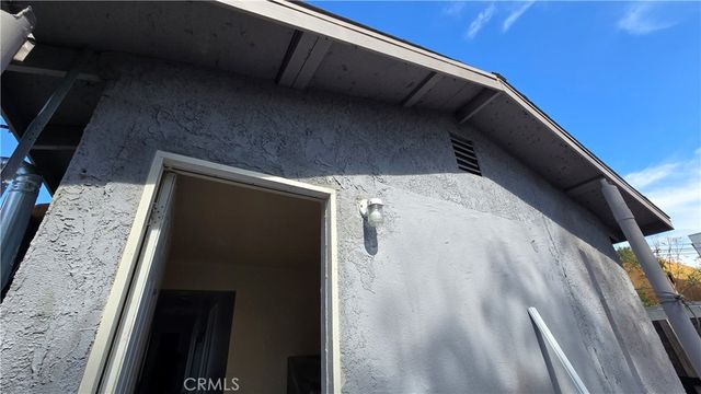 1468 E 107th, Los Angeles, CA 90002