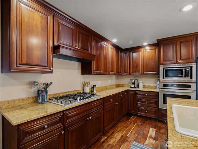 5316 N Court Street, Ruston, WA 98407