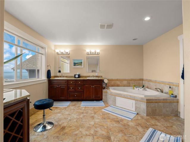 5316 N Court Street, Ruston, WA 98407