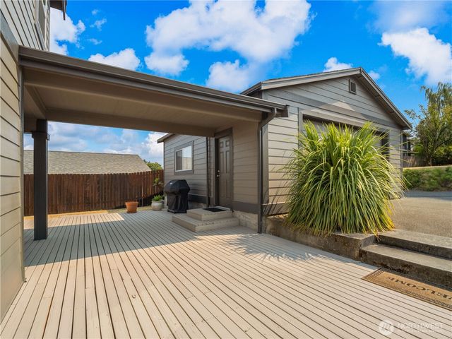 5316 N Court Street, Ruston, WA 98407