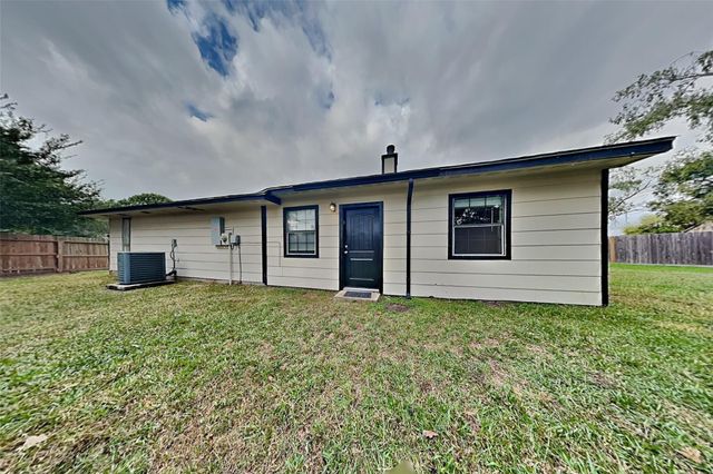 19902 Pinefield Court, Humble, TX 77338