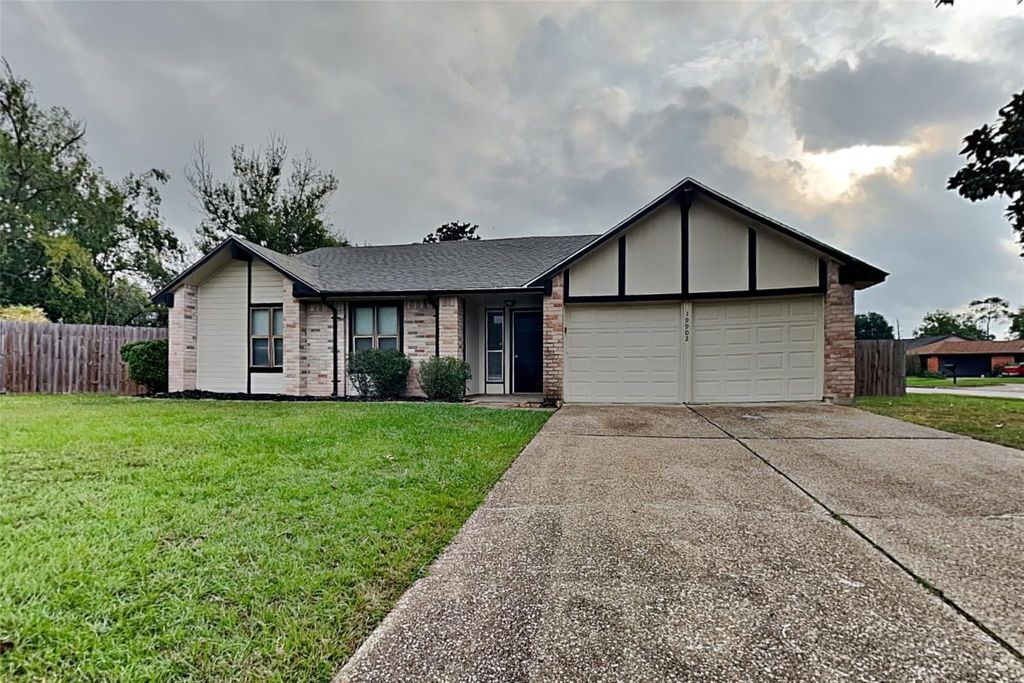 19902 Pinefield Court, Humble, TX 77338