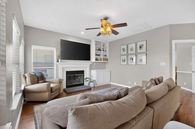 11409 Pine Top Lane NE, Albuquerque, NM 87111