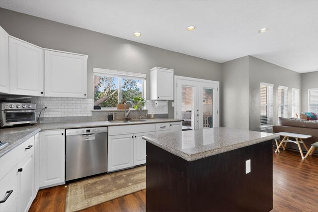 11409 Pine Top Lane NE, Albuquerque, NM 87111