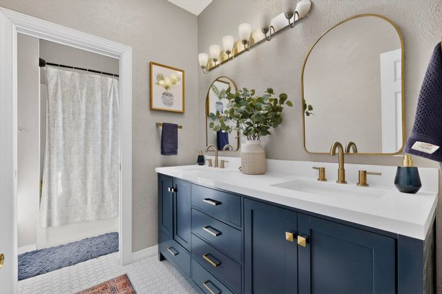 11409 Pine Top Lane NE, Albuquerque, NM 87111