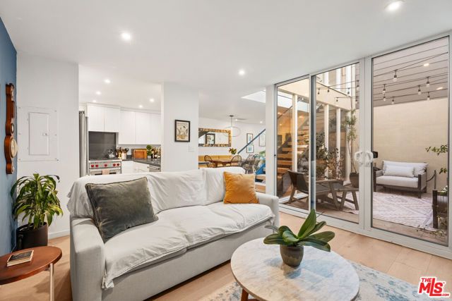 1930 Idaho Avenue 3, Santa Monica, CA 90403