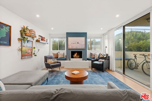 1930 Idaho Avenue 3, Santa Monica, CA 90403