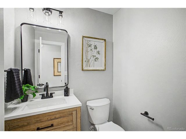 7218 S Cody Way, Littleton, CO 80128