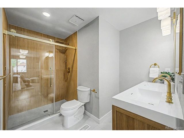 7218 S Cody Way, Littleton, CO 80128