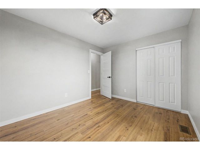 7218 S Cody Way, Littleton, CO 80128