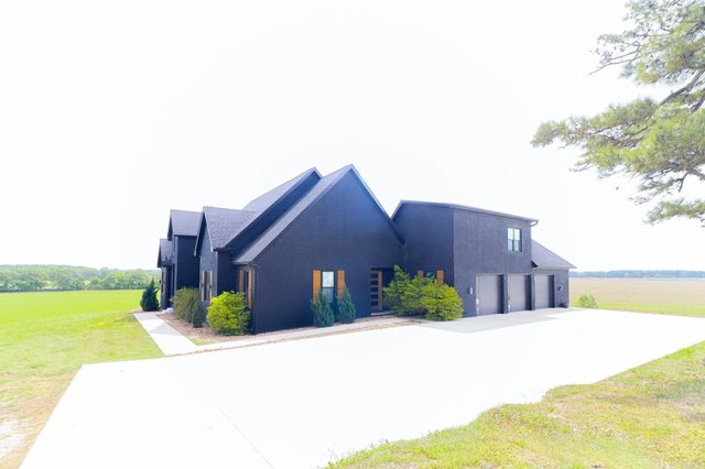 472 County Road 149, Jonesboro, AR 72404