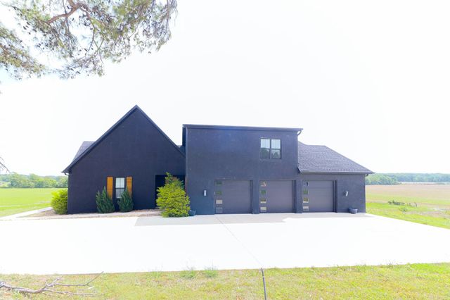 472 County Road 149, Jonesboro, AR 72404