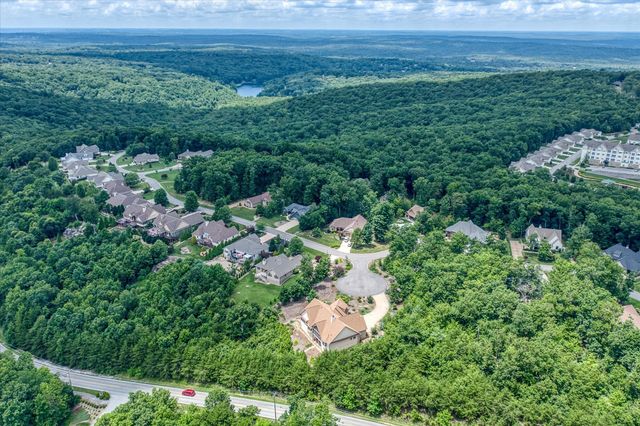 61 Bluff View Ct, Crossville, TN 38558