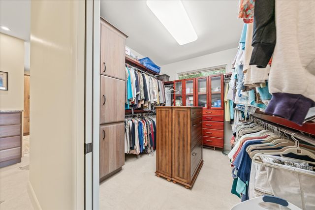 61 Bluff View Ct, Crossville, TN 38558