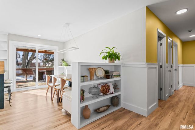 2518 Lindsay Road, Springfield, IL 62704