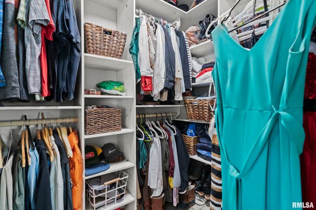 2518 Lindsay Road, Springfield, IL 62704