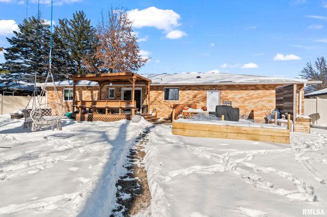 2518 Lindsay Road, Springfield, IL 62704