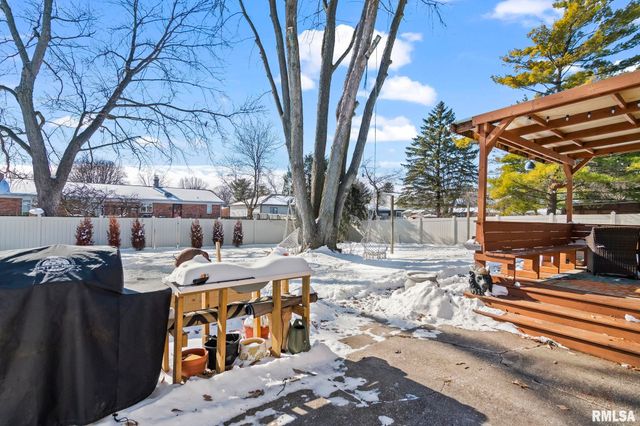 2518 Lindsay Road, Springfield, IL 62704