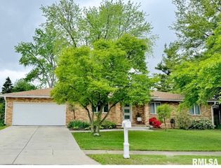 2518 Lindsay Road, Springfield, IL 62704