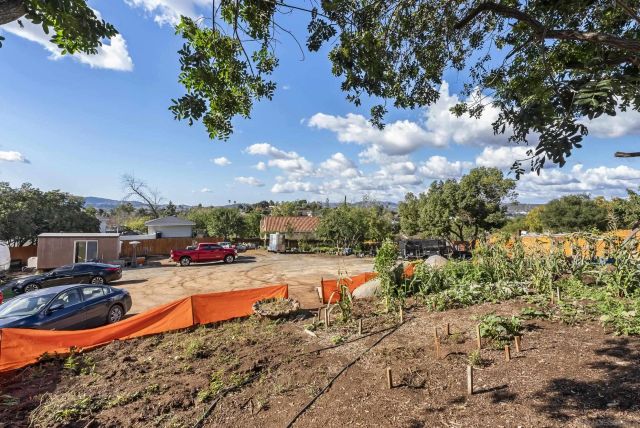 0 Park Hill Dr 24, Escondido, CA 92026