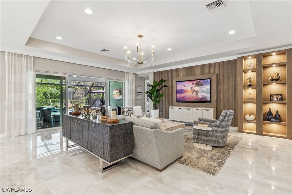 12005 Azalea WAY, Naples, FL 34120