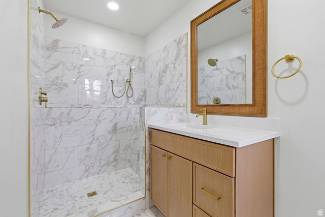 1469 E WINTERWOOD CIR, Sandy, UT 84092